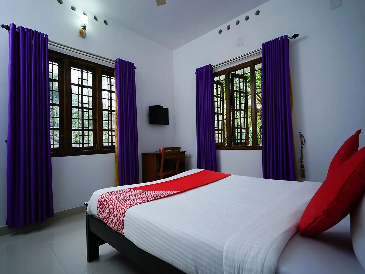 Oyo 10639 Wonderful Homestay Munnar Otel