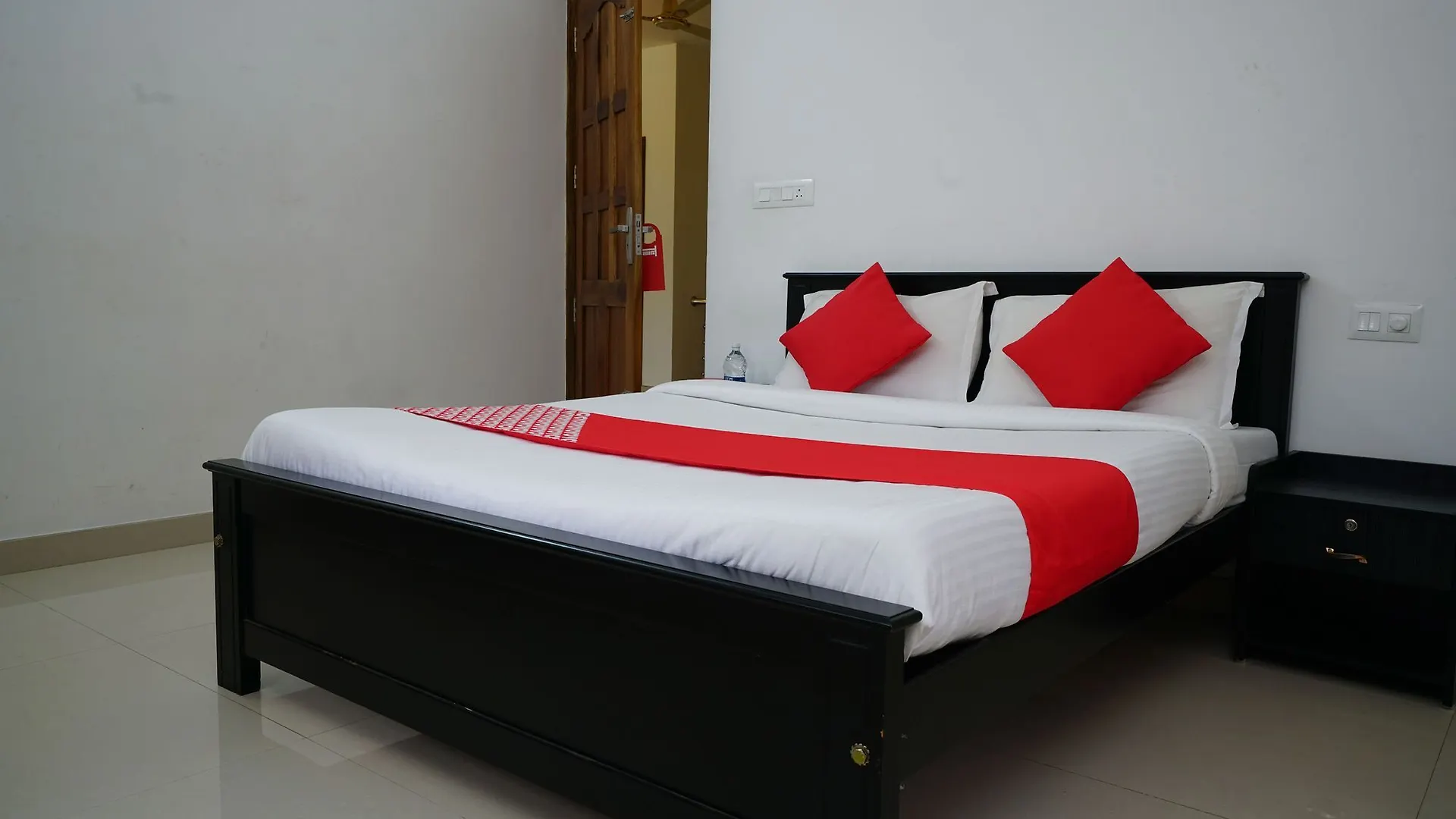 Oyo 10639 Wonderful Homestay Munnar 3*,