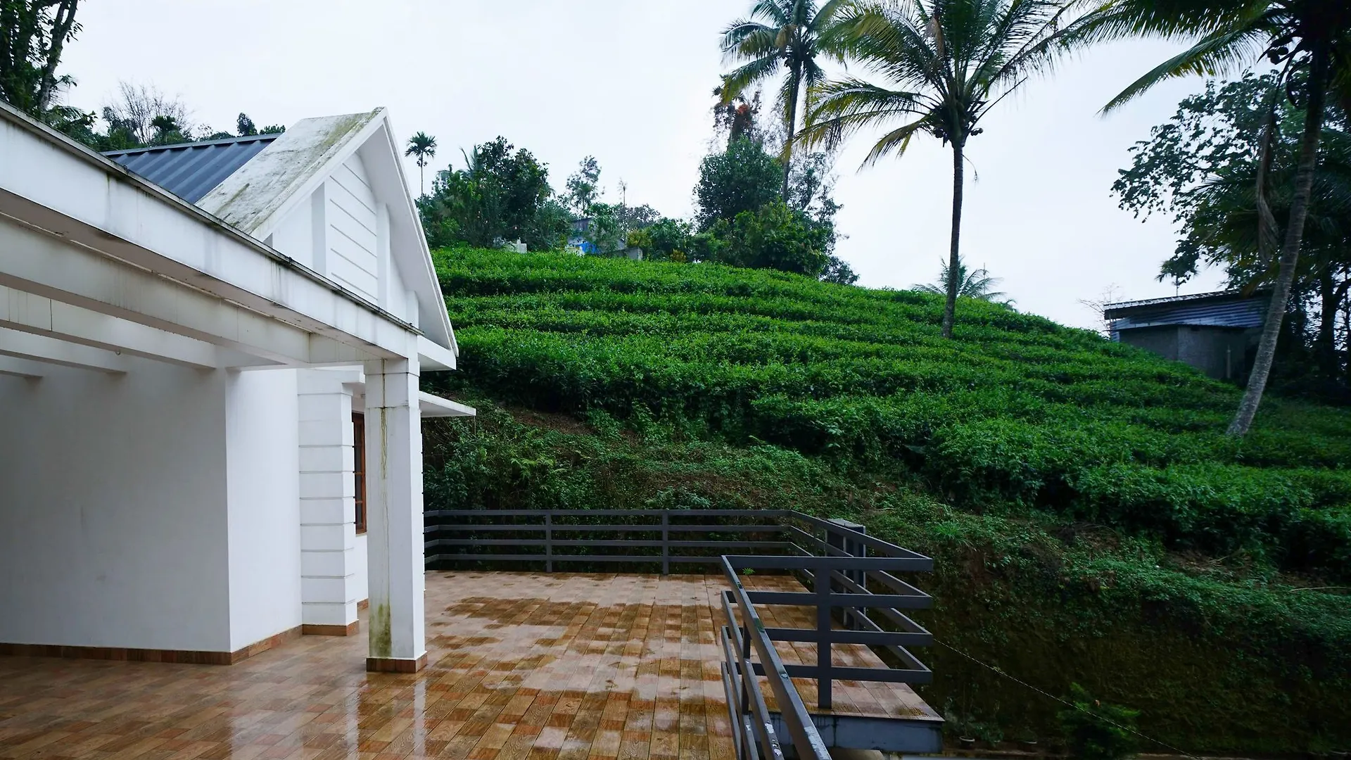 Oyo 10639 Wonderful Homestay Munnar Otel