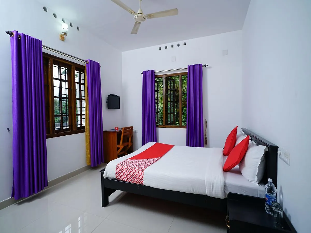 Oyo 10639 Wonderful Homestay Munnar 3*,  India